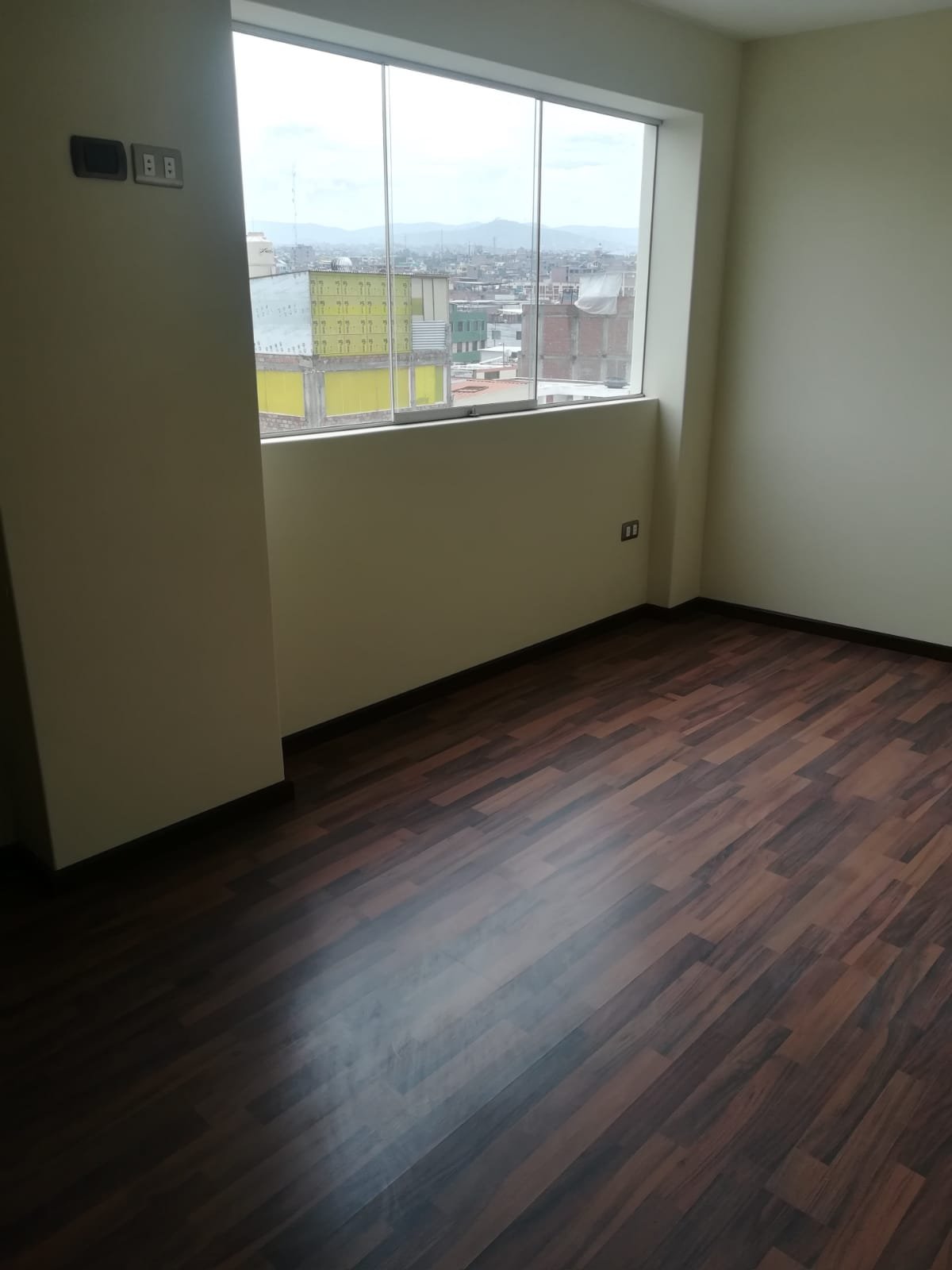 Interior terminado de un departamento Novacons en Arequipa